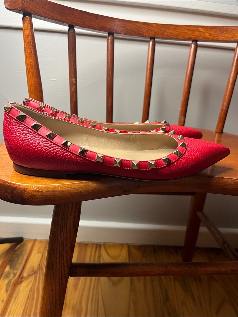 Valentino Garavani Rockstud Pointed Toe Ballerina Flats Red Size 37.5 - Picture 8 of 11